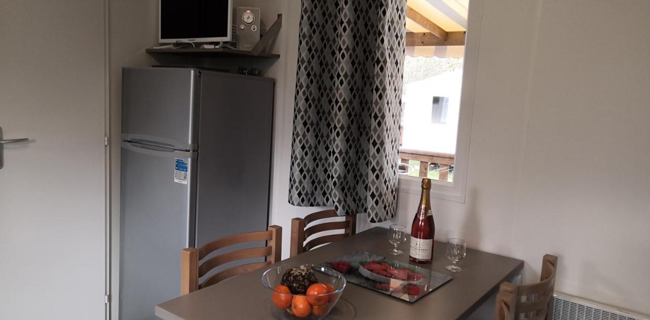 Alexi Alexandra41 Hotel Onzain Esterno foto