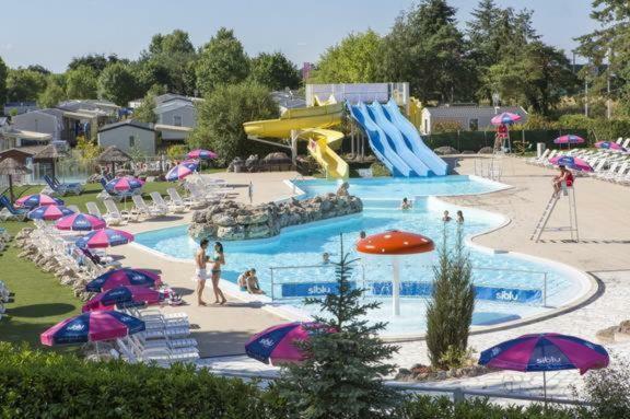 Alexi Alexandra41 Hotel Onzain Esterno foto